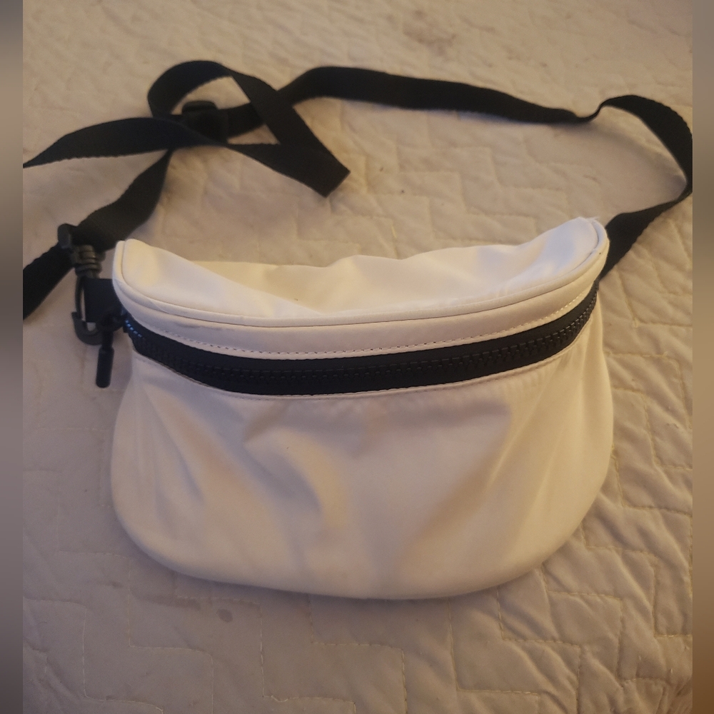 Colugo On Thr Go Bag
